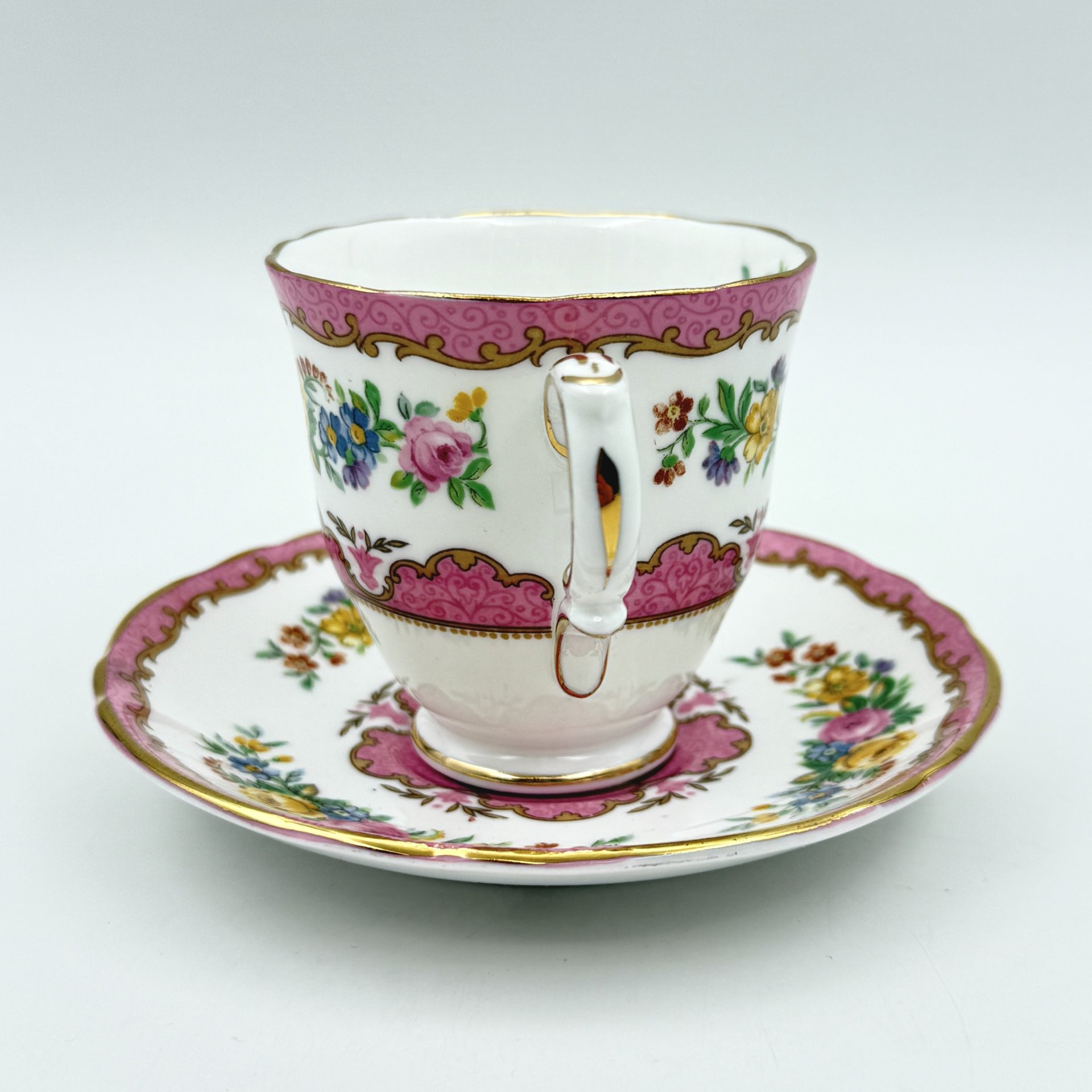 Кофейная пара с цветочным декором, фарфор, деколь, золочение, Crown Staffordshire, Crown Staffordshire