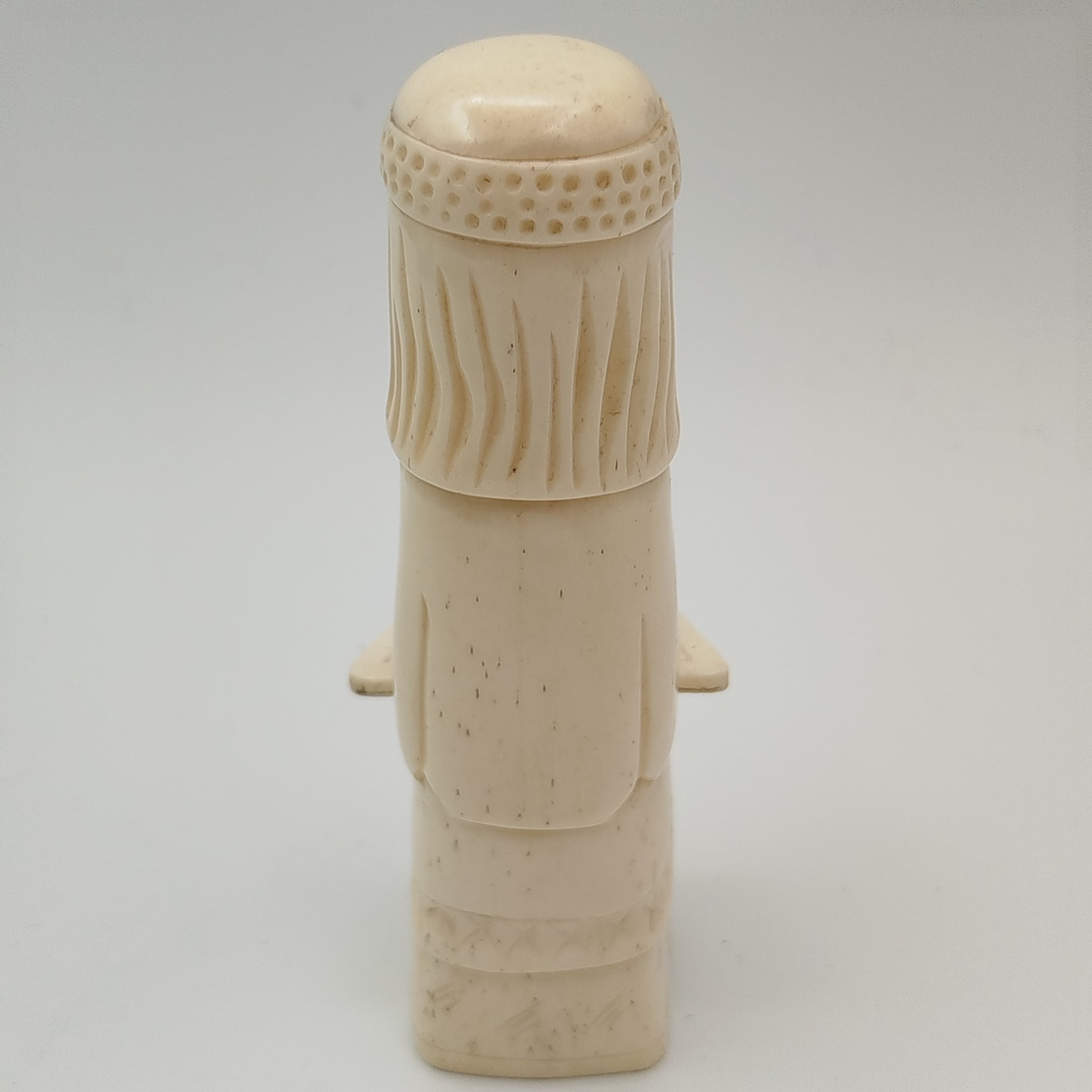 Статуэтка "Гусляр", кость, резьба, СССР, 1960-1980 гг.