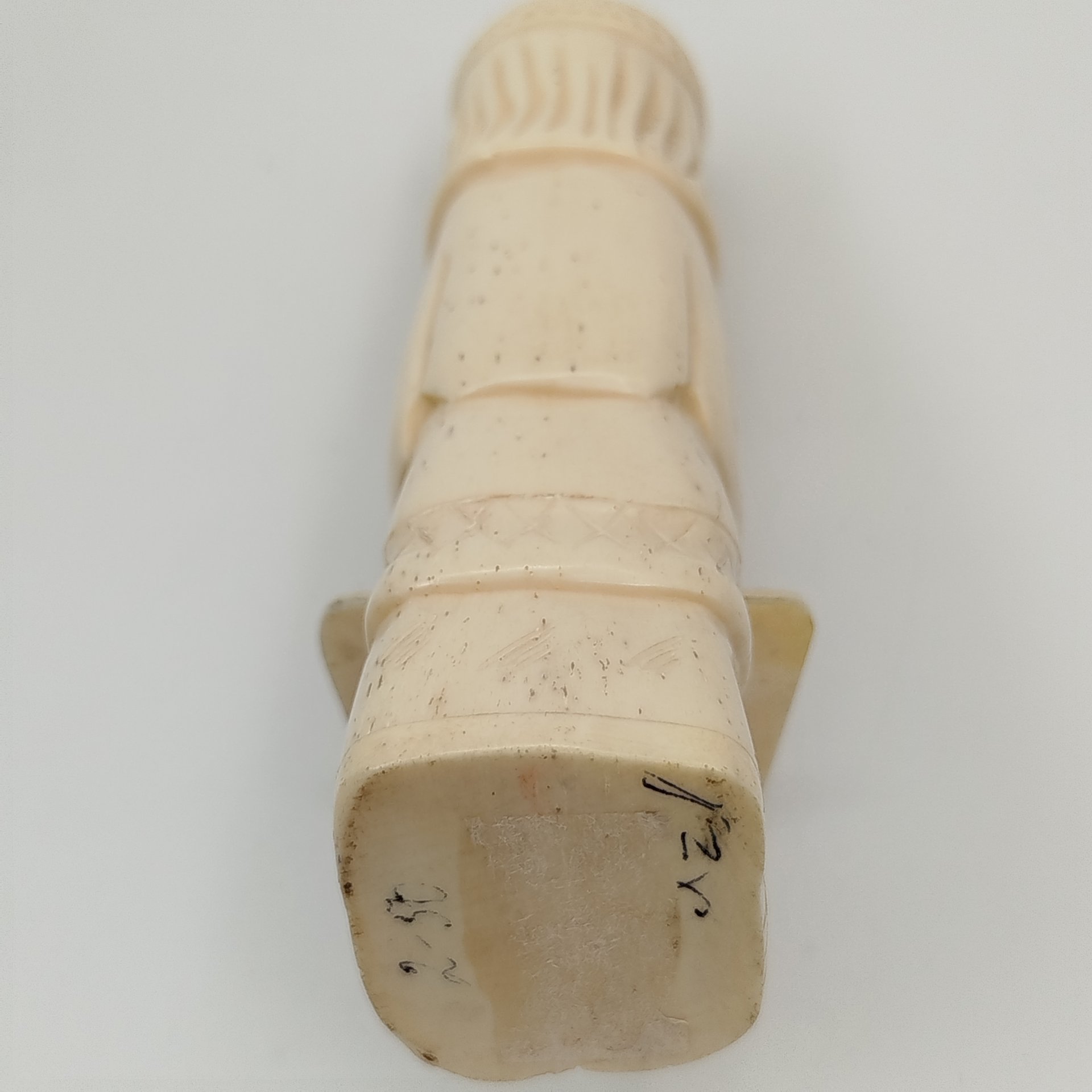 Статуэтка "Гусляр", кость, резьба, СССР, 1960-1980 гг.