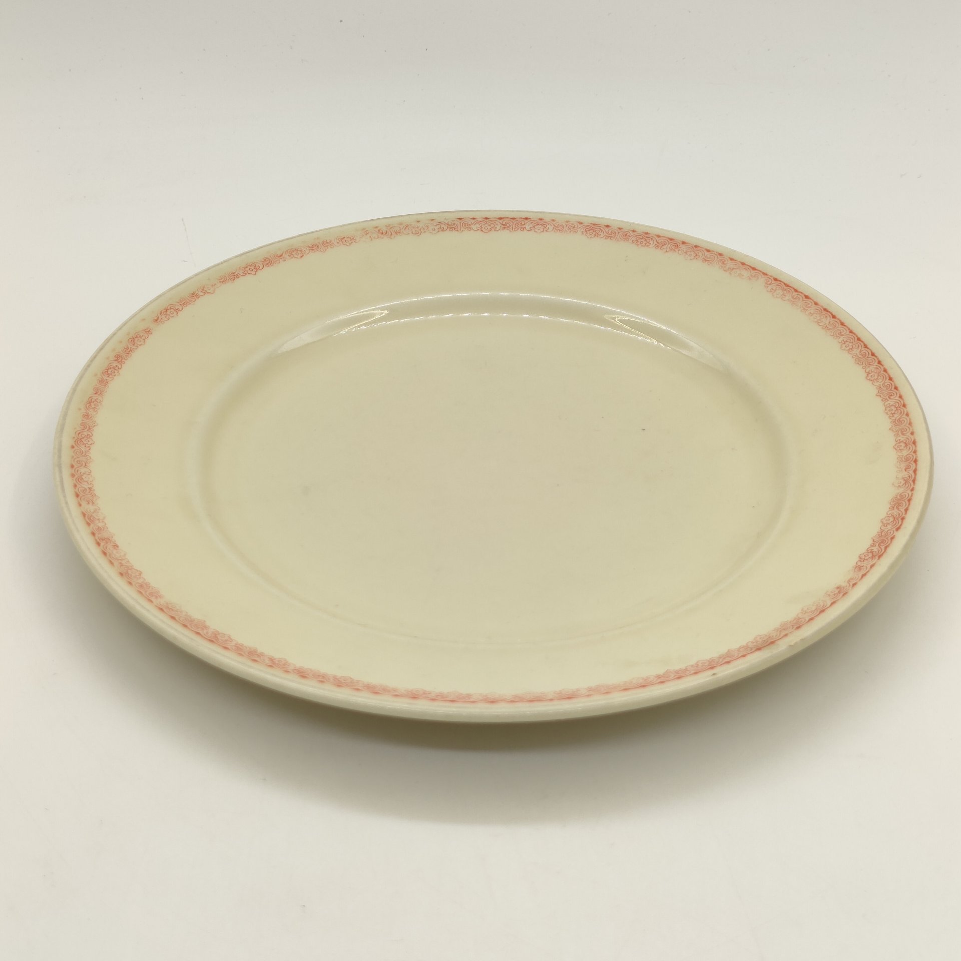 Тарелка десертная, украшенная растительным орнаментом, Rosenthal (Розенталь)