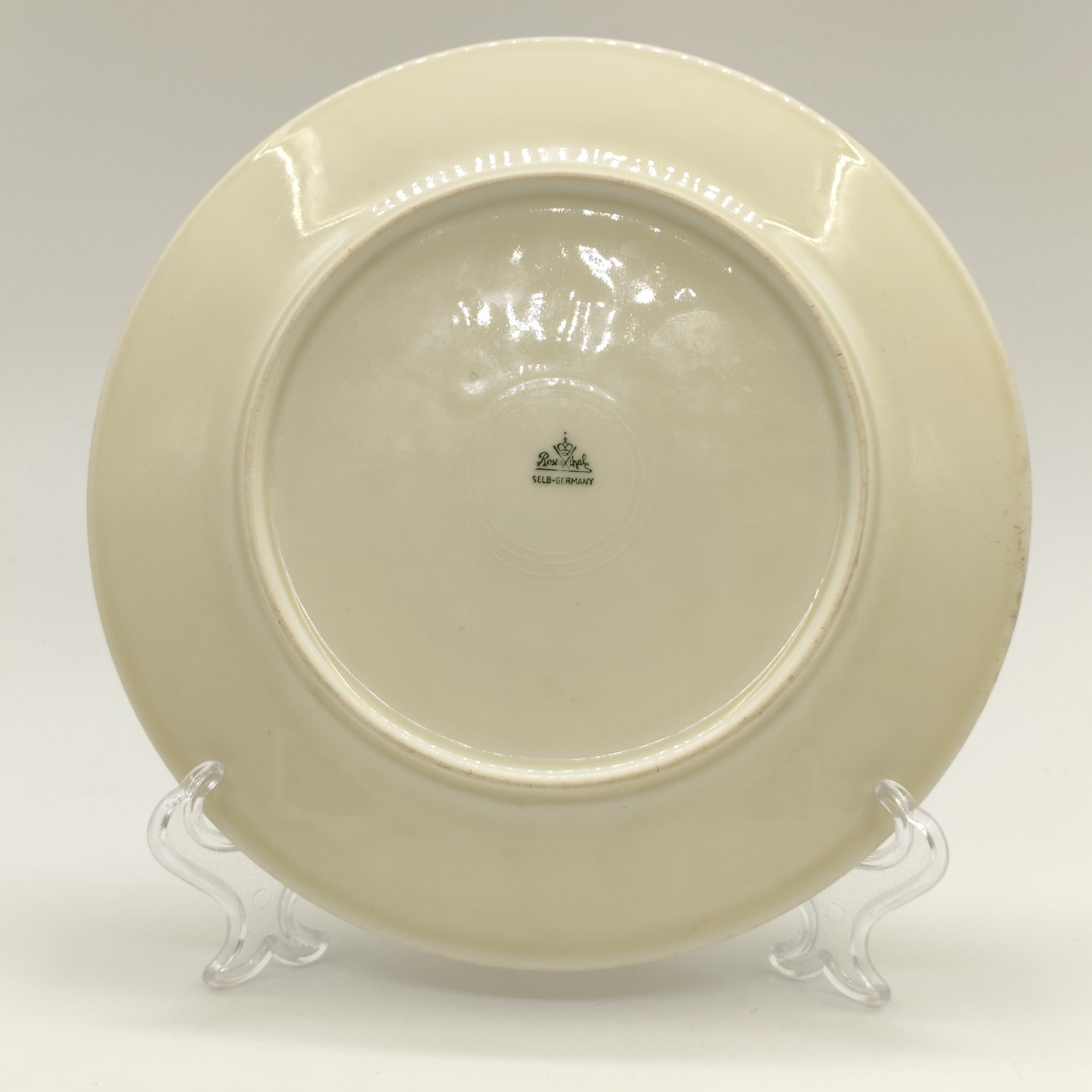 Тарелка десертная, украшенная растительным орнаментом, Rosenthal (Розенталь)