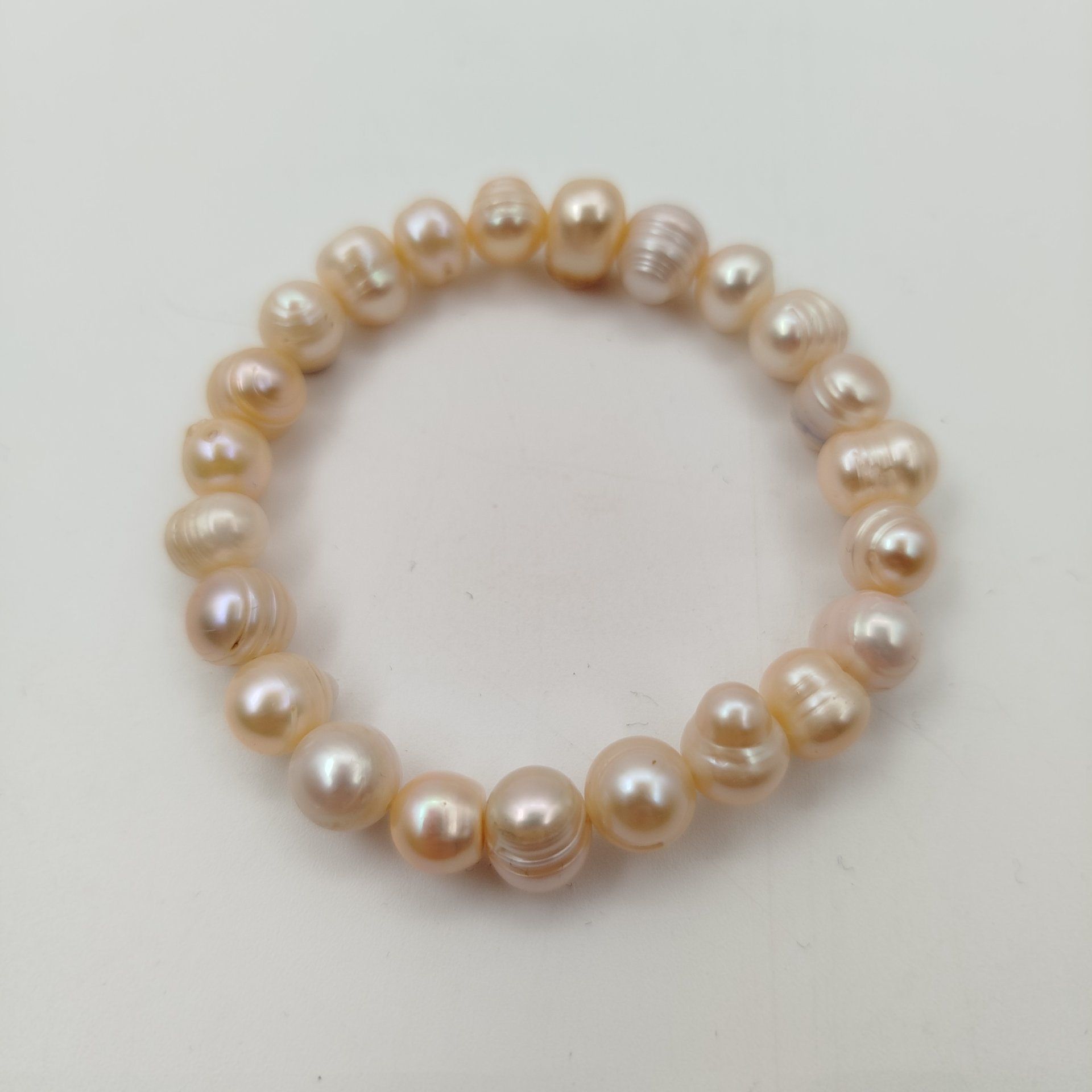 Браслет женский розоватого оттенка, металл, культивированный жемчуг, Азия, 2000-2020 гг.