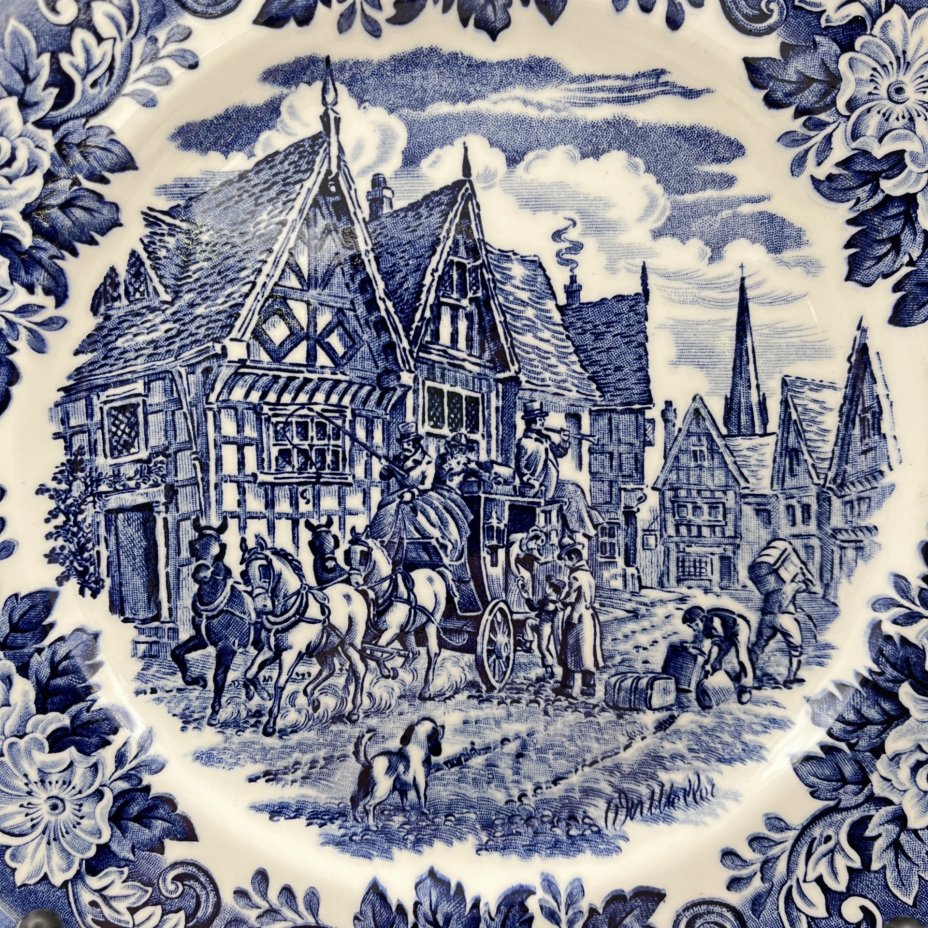 Набор обеденных тарелок "Coaching scenes" ("Сцены с каретами") на 6 персон, English Ironstone Tableware (EIT)