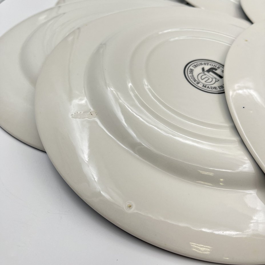 Набор обеденных тарелок "Coaching scenes" ("Сцены с каретами") на 6 персон, English Ironstone Tableware (EIT)