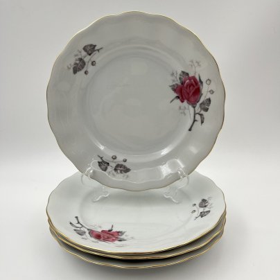Набор из 4-х десертных тарелок с изображением розы, фарфор, деколь, золочение, Karolina (Фарфоровая мануфактура «Каролина», Польша), Польша, 1980-1990 гг.