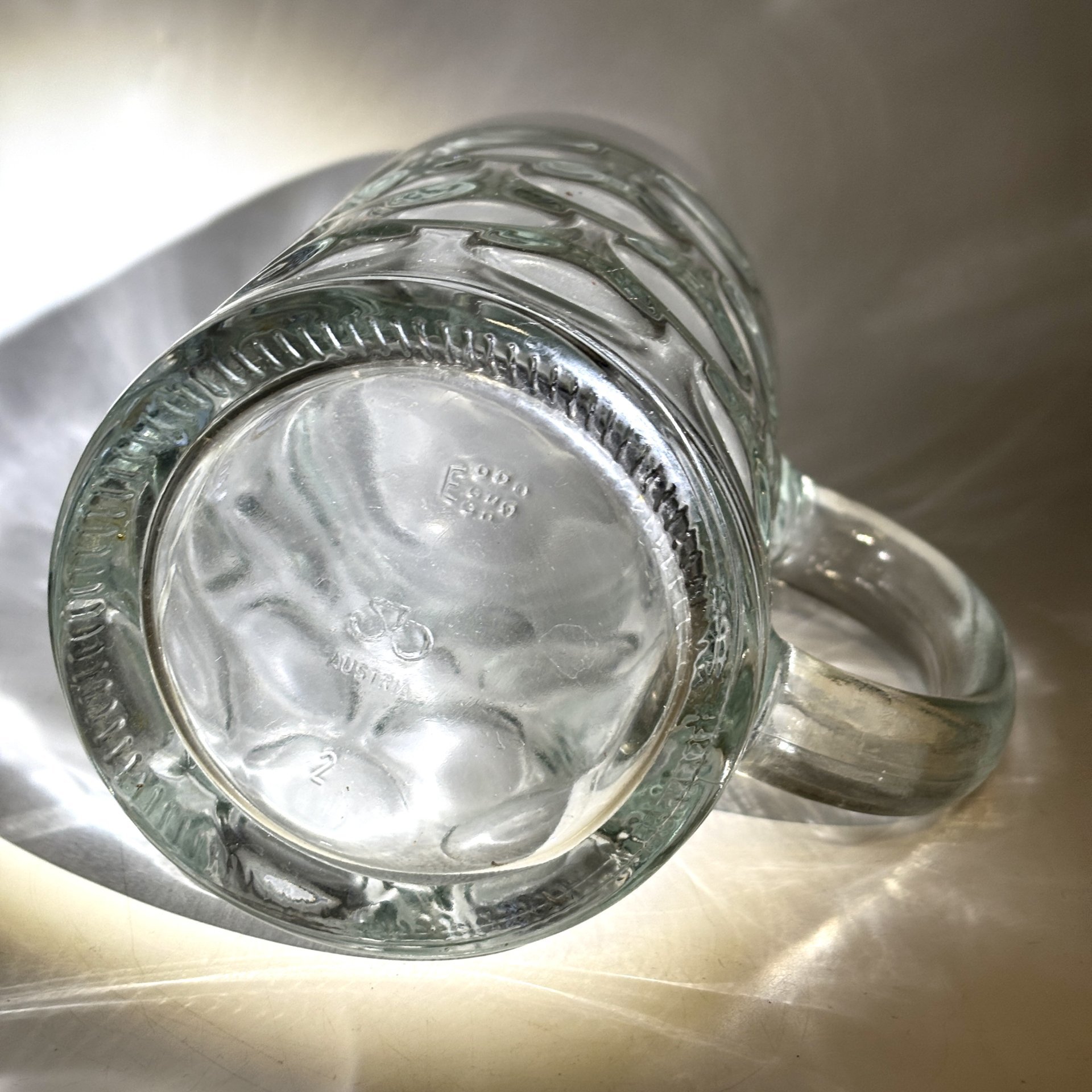 Кружка пивная "Lowenbrau"