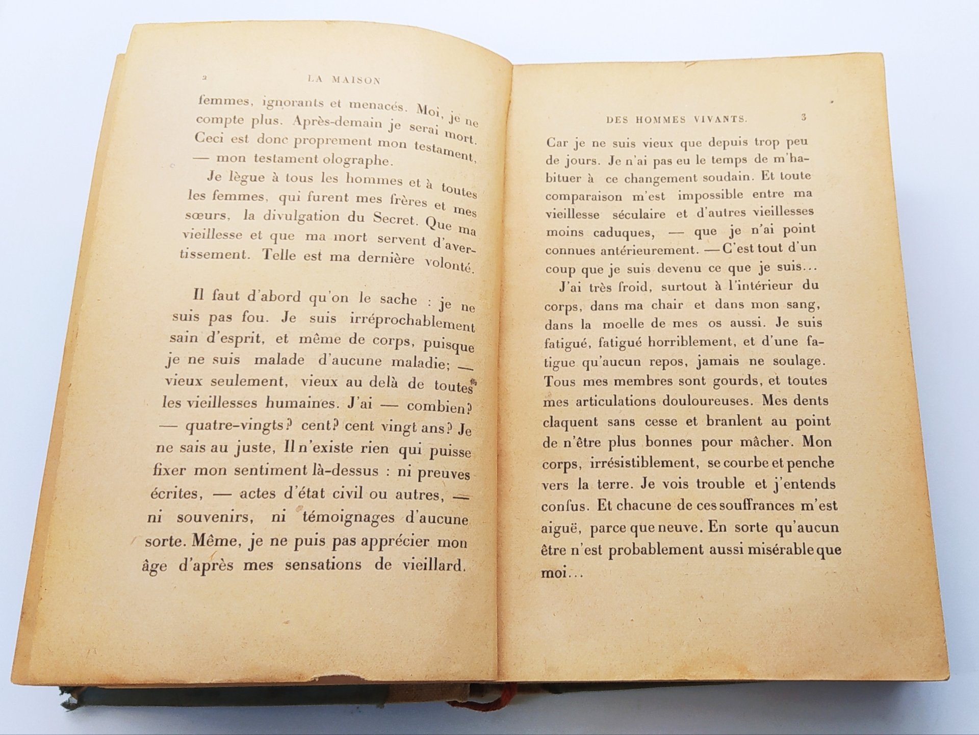 Книга "La maison des hommes vivants" ("Дом людей живых"), автор Claude Farrère (Клод Фаррер)
