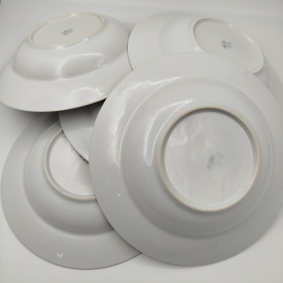 Набор суповых тарелок на 5 персон с изображением цветов, фарфор, деколь, золочение, Thun (Тун), Чехословакия, 1970-1990 гг.