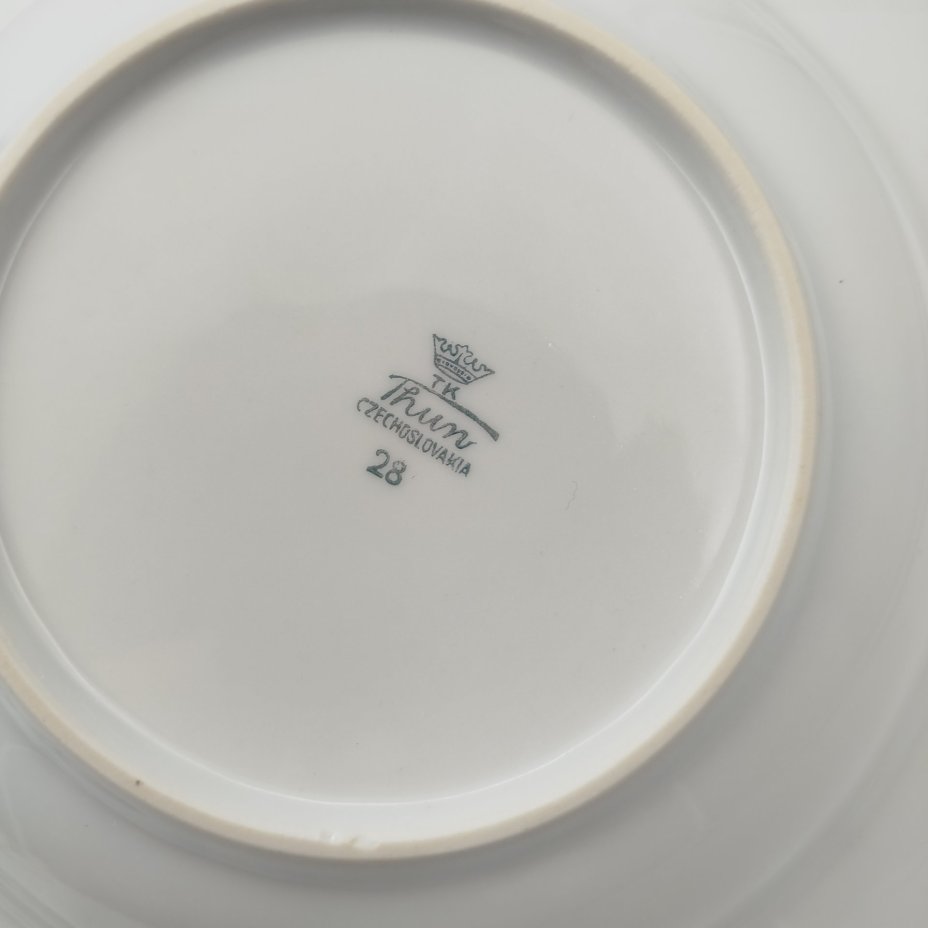 Набор суповых тарелок на 5 персон с изображением цветов, фарфор, деколь, золочение, Thun (Тун), Чехословакия, 1970-1990 гг.