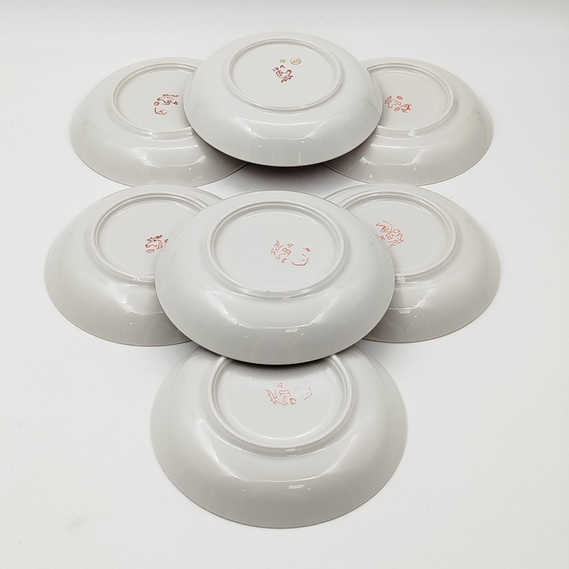 Набор из 7-ми блюдец из сервиза "Слива", автор А.А.Чекулина