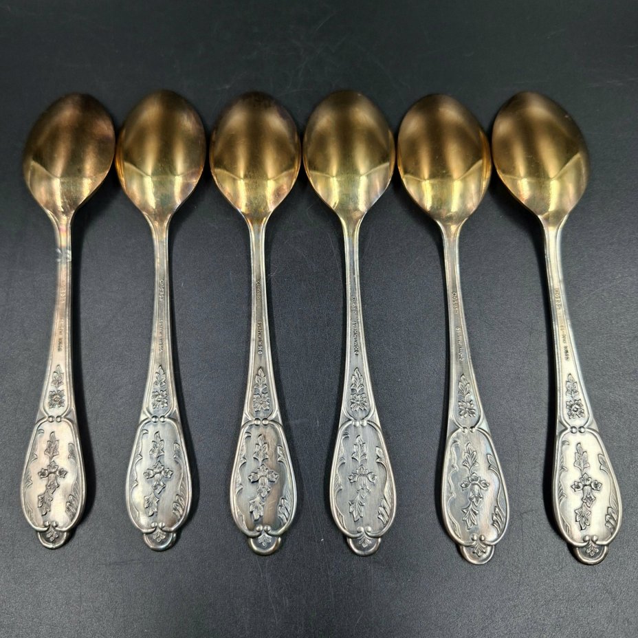 Набор из шести чайных ложек с растительным декором, мНЦ (медь-никель-цинк), золочение, Мстерская художественная фабрика  «Ювелир», СССР, 1980 г.