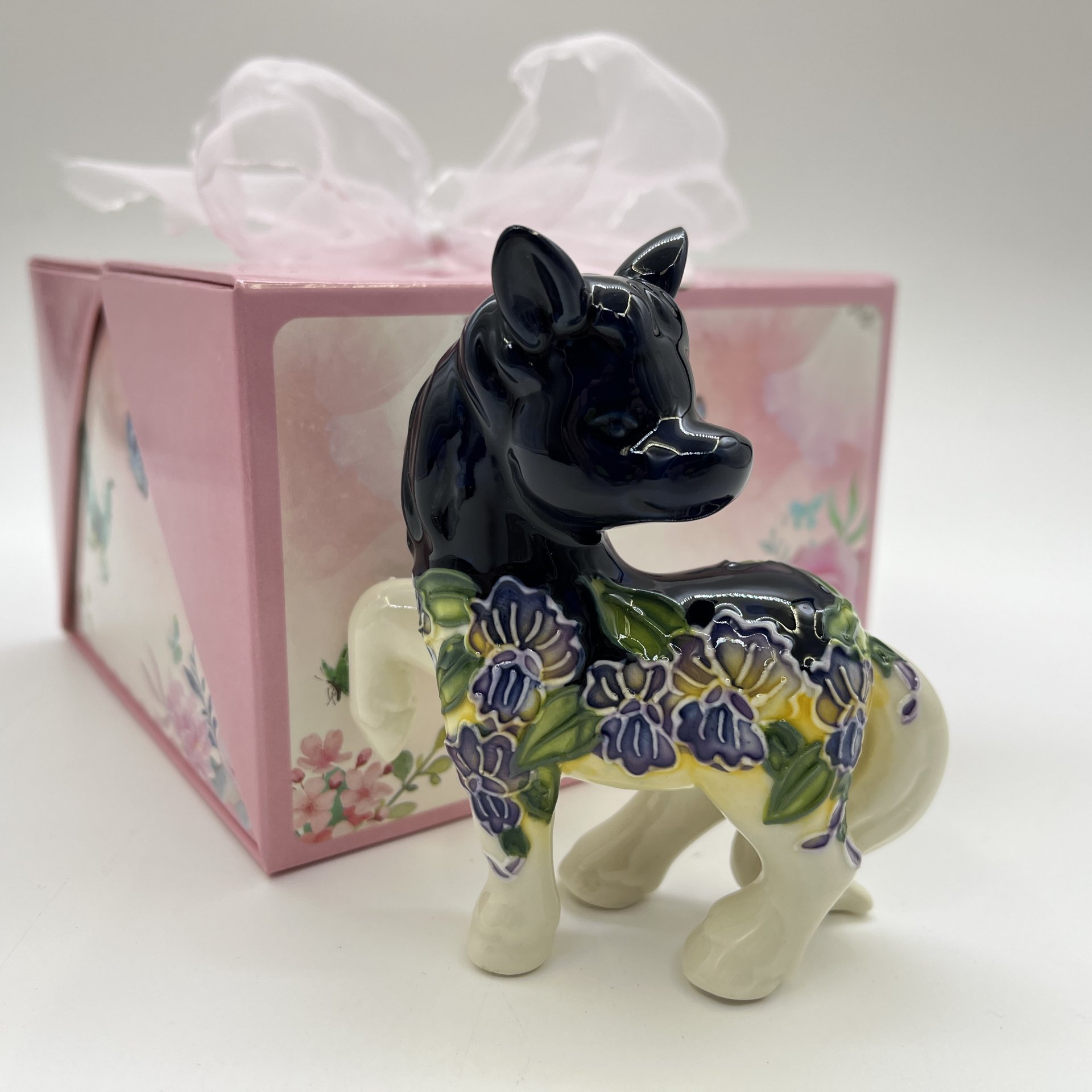 Статуэтка "Лошадка Глициния", фарфор, Pavone, Италия, 2025 г.