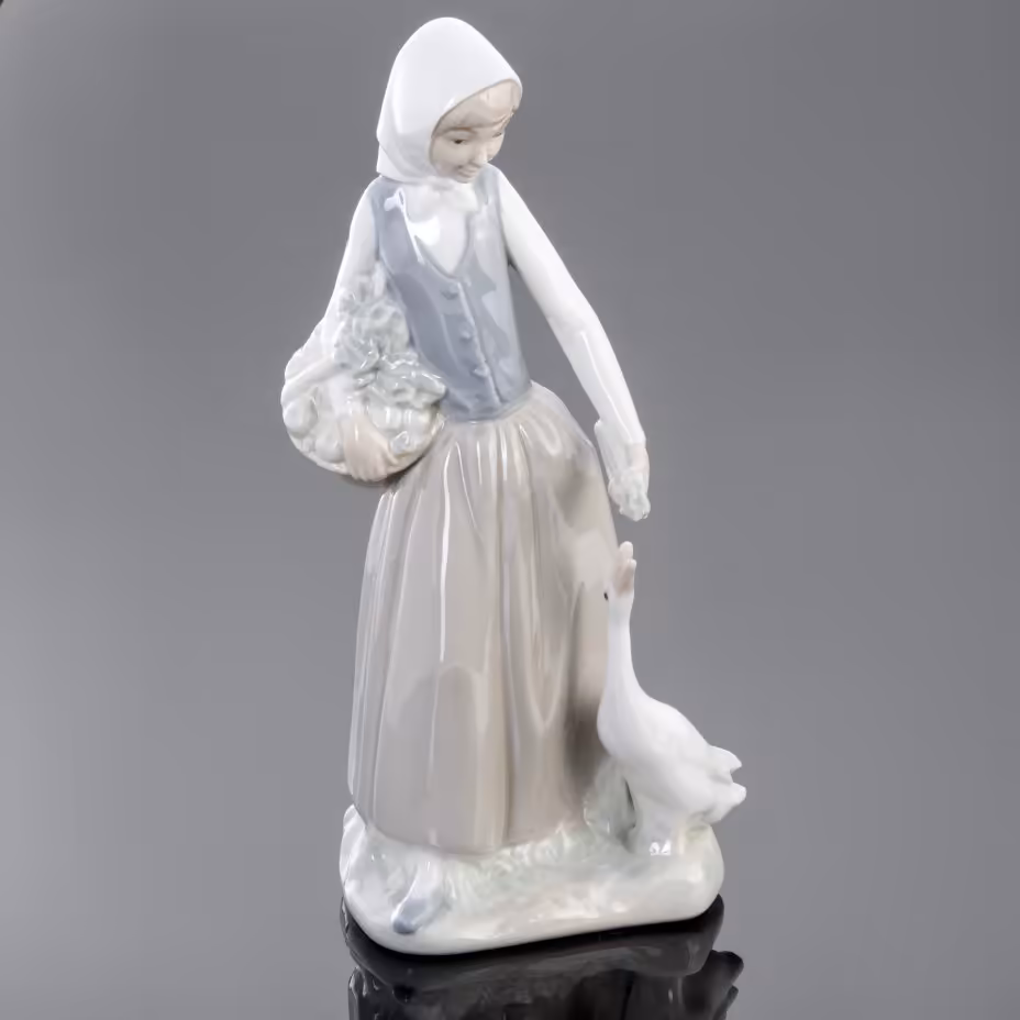 Статуэтка "Девочка с гусем", NAO Porcelain