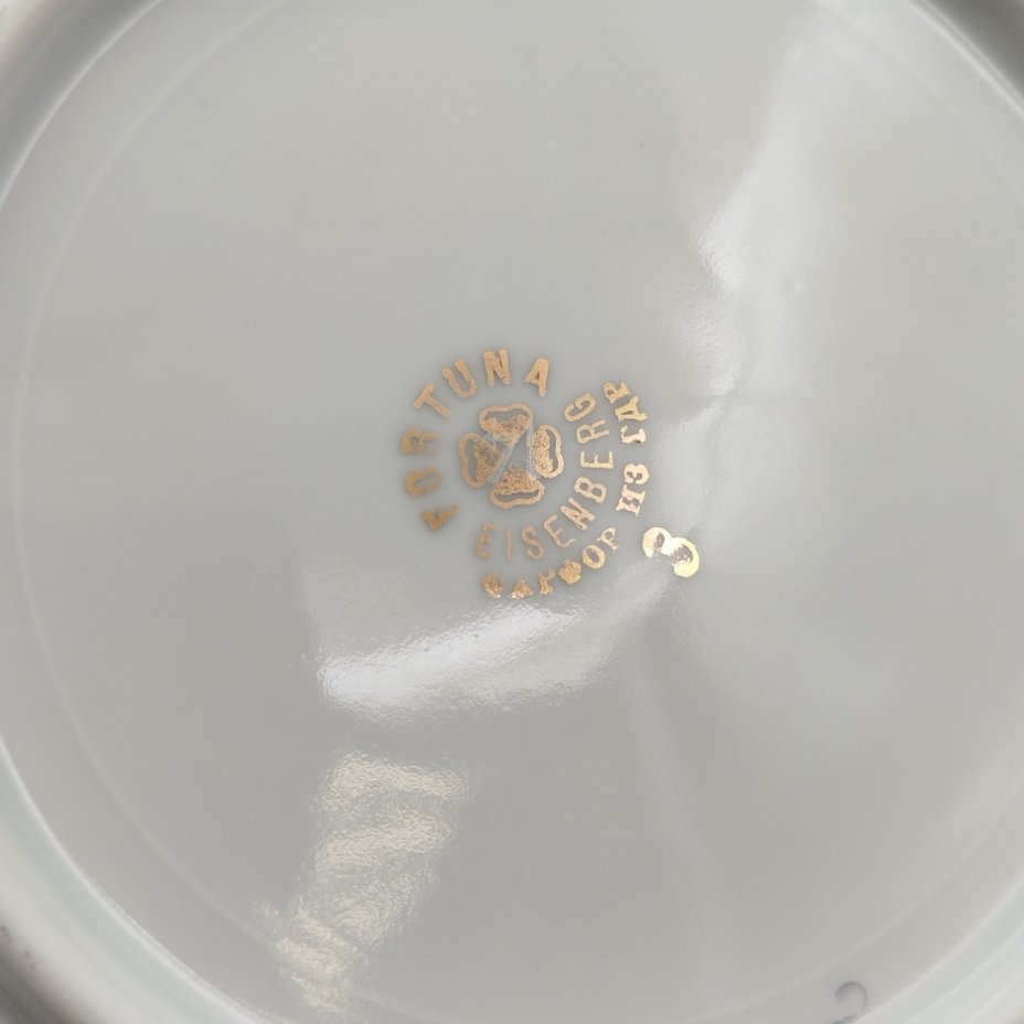 Набор суповых (глубоких) тарелок "Мадонна" на 6 персон, фарфор, люстр, деколь, золочение, Fortuna Eisenberg, ГДР, 1960-1973 гг.