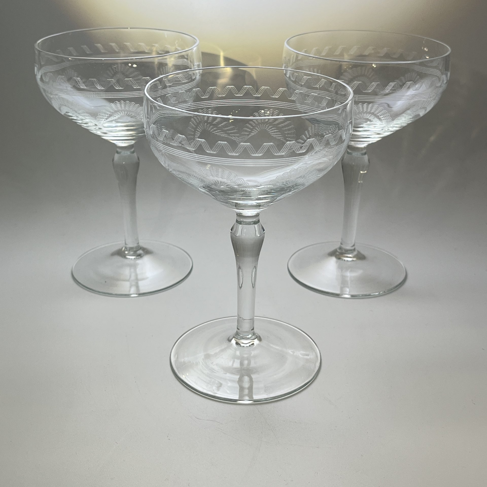 Набор из трех креманок с орнаментальным декором