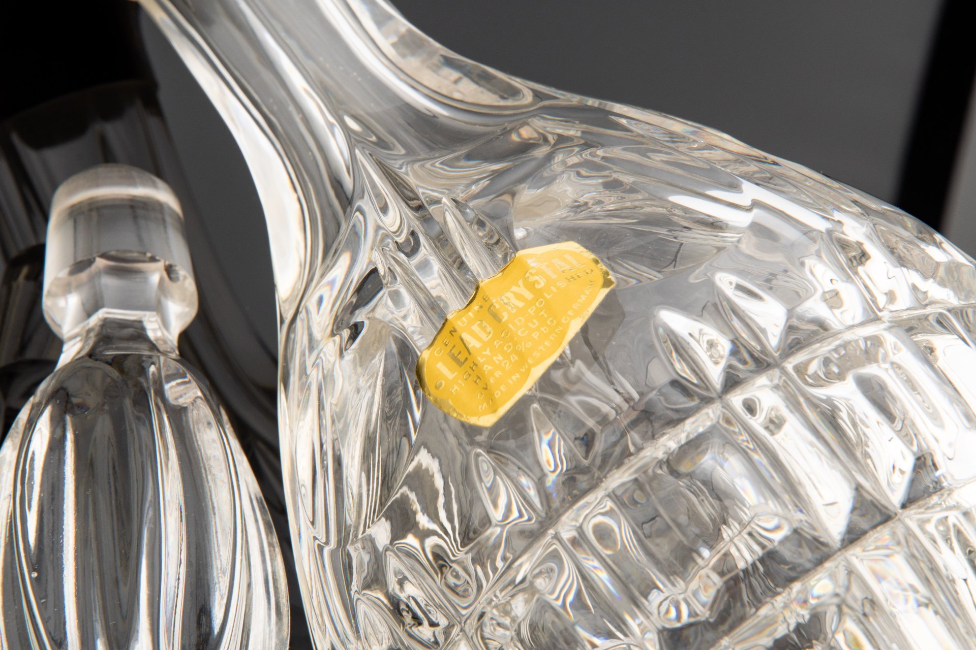 Графин (фирма "Lead crystal")