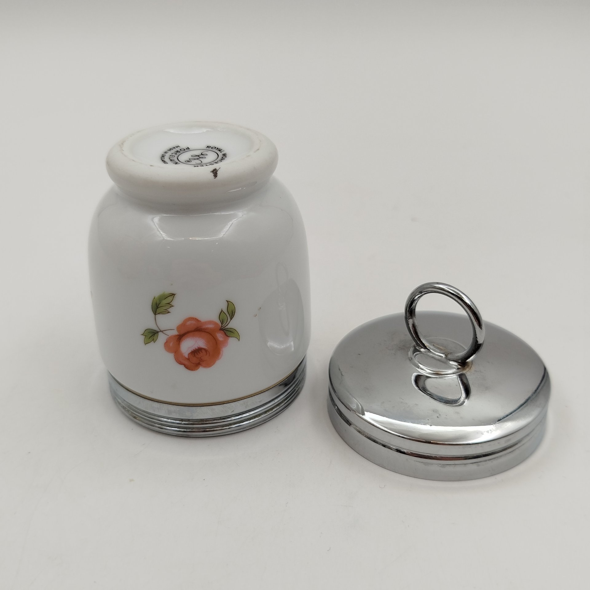 Кодлер с цветочным декором, фарфор, деколь, металл, Royal Worcester, Royal Worcester