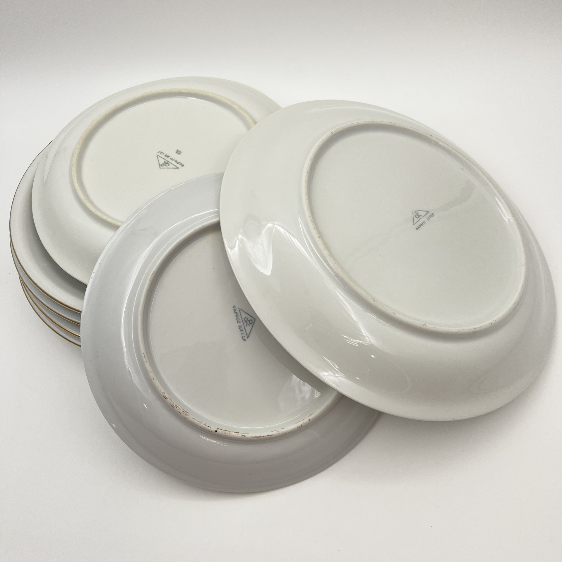 Набор десертных тарелок с блюдом на 6 персон, украшенный цветочным декором, фарфор, деколь, золочение, Kahla-Könitz, ГДР, 1964-1982 гг.