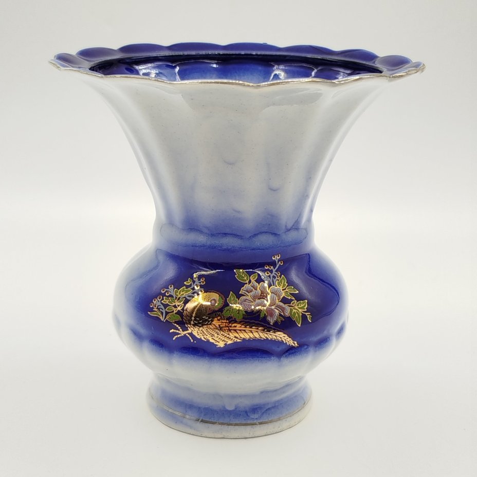 Ваза для цветов "Райская птица", фарфор, деколь, золочение, Азия, 1980-2000 гг.