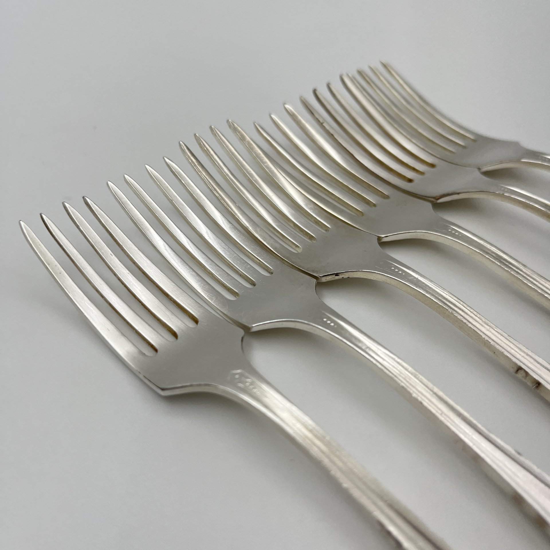 Набор десертных вилок "Пламя" (6 шт.), мНЦ (медь-никель-цинк), Кольчугинский завод цветных металлов, СССР, 1960-1990 гг.