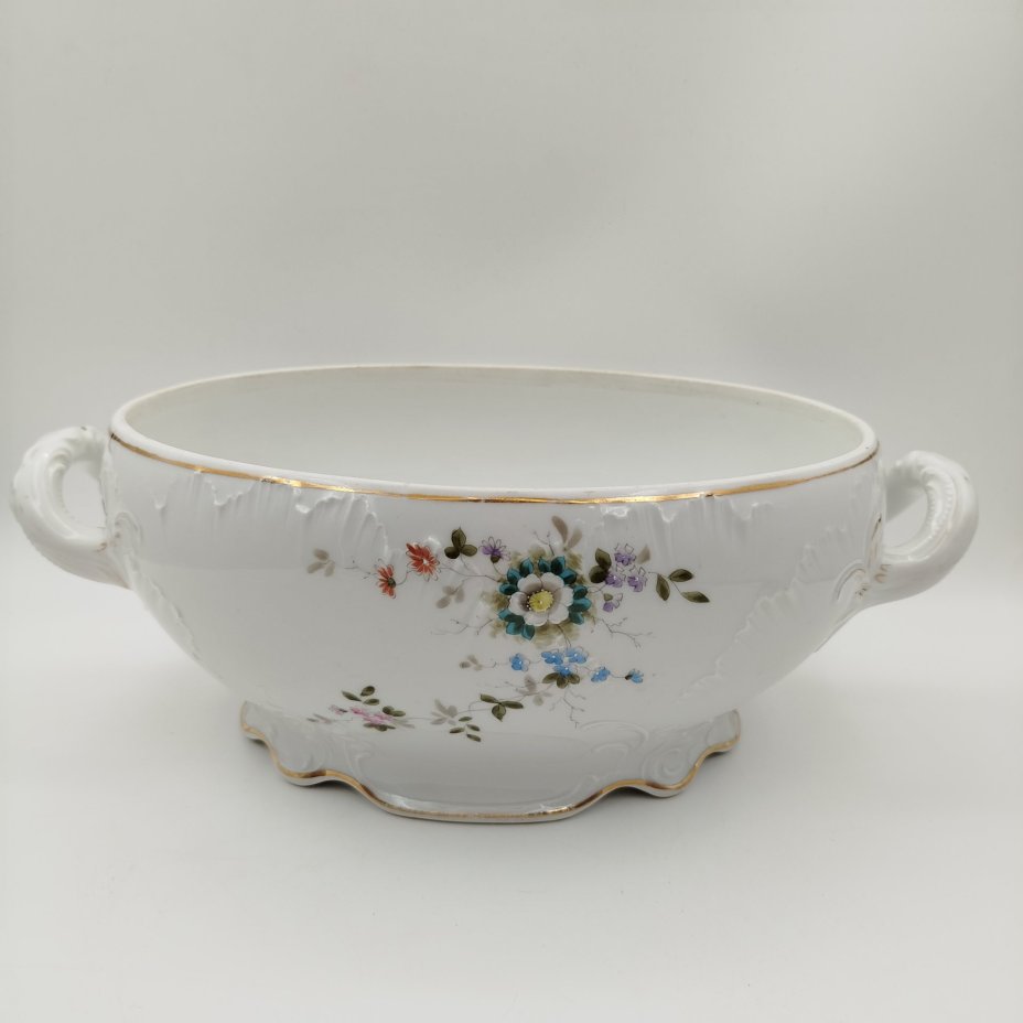 Супница (террина) с цветочным декором, без крышки, фарфор, деколь, роспись, золочение, Cmielow, Польша, 1900-1914 гг.