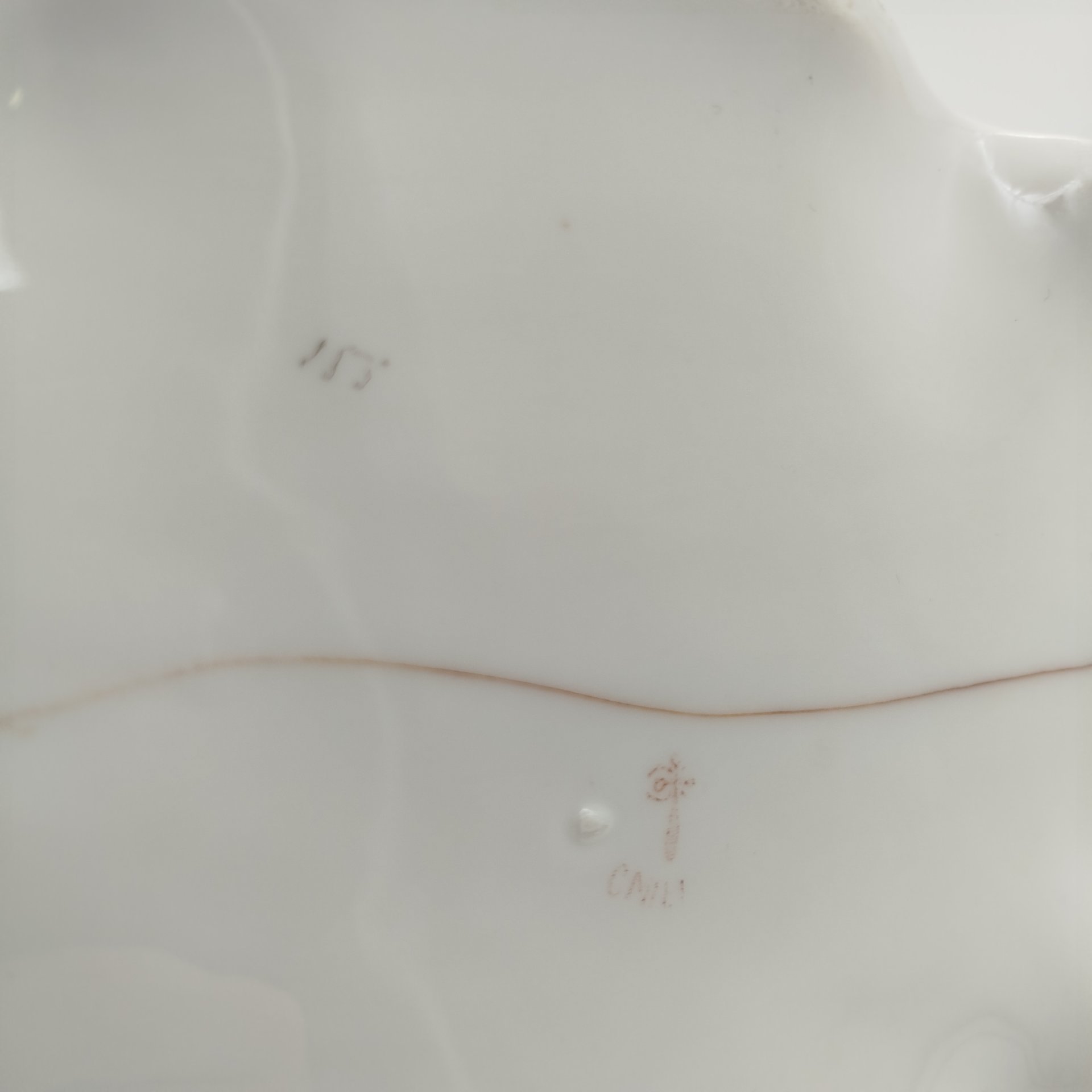 Супница (террина) с цветочным декором, без крышки, фарфор, деколь, роспись, золочение, Cmielow, Польша, 1900-1914 гг.