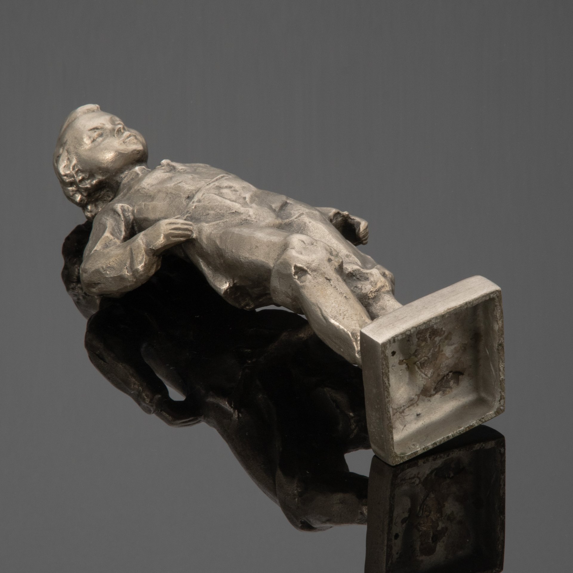 Статуэтка "Володя Ульянов" (В.И. Ленин в отрочестве)