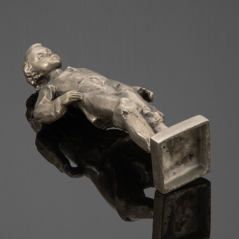 Статуэтка "Володя Ульянов" (В.И. Ленин в отрочестве)