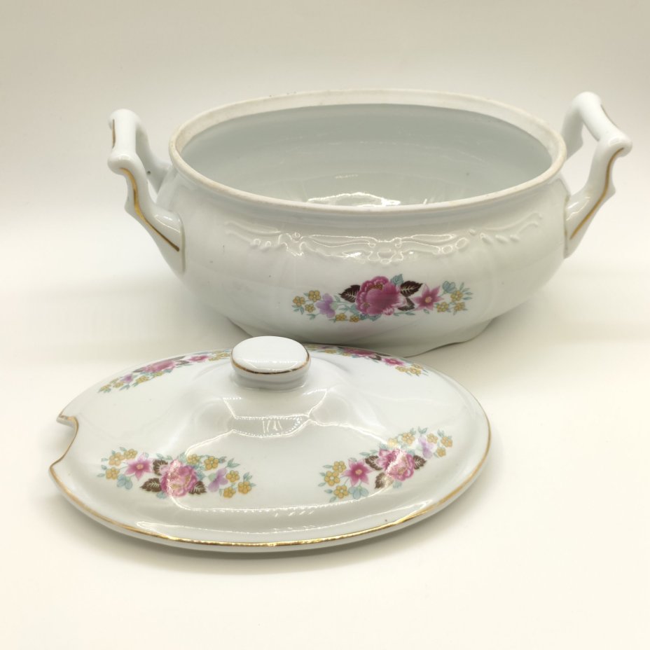 Супница с цветочным декором, фарфор, деколь, золочение, Karolina (Фарфоровая мануфактура «Каролина», Польша), Польша, 1954-1980 гг.