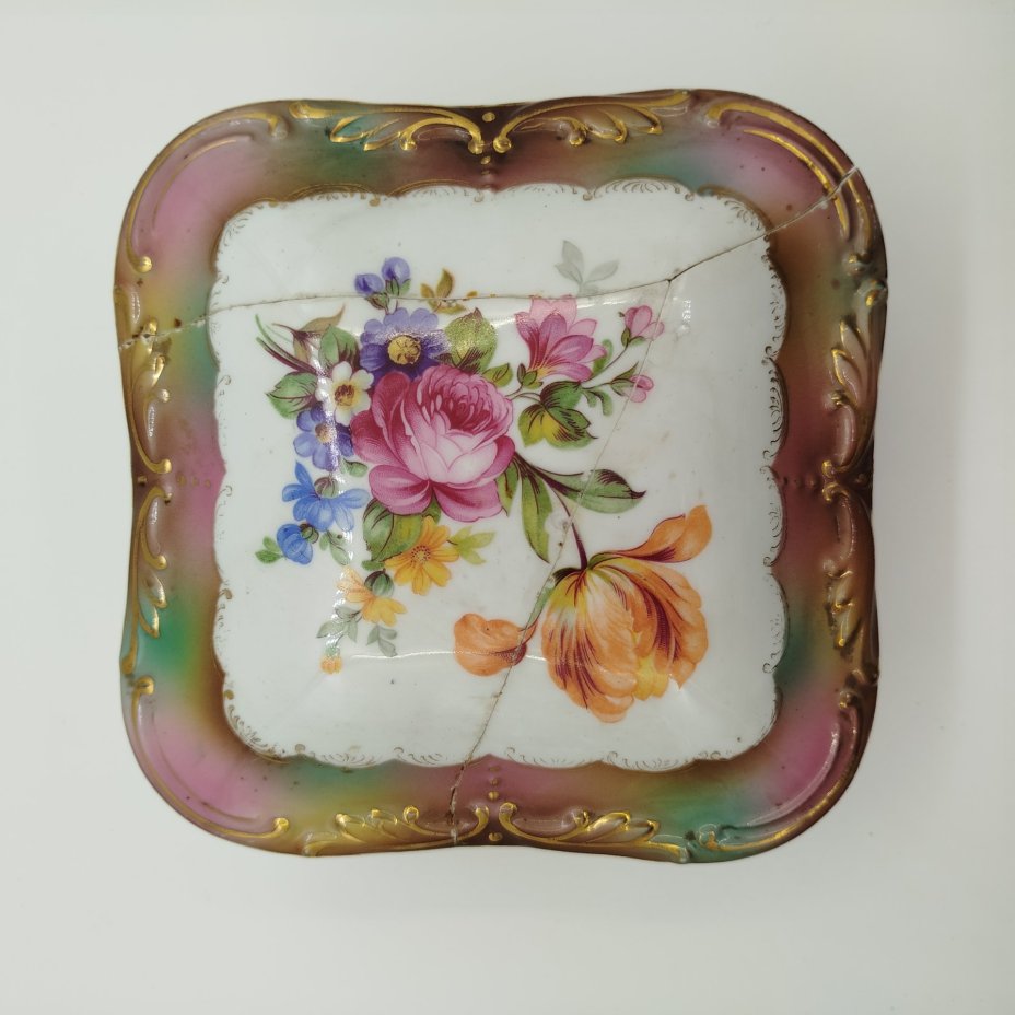 Шкатулка квадратной формы с цветочным декором, фарфор, деколь, крытье, золочение, Martinroda Friedrich Eger & Co. (PM), ГДР, 1950-1980 гг.