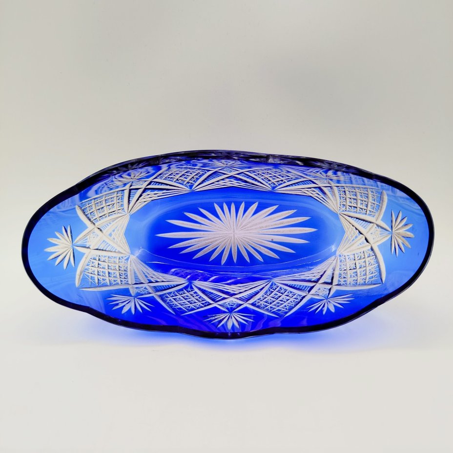 Ваза-ладья кобальтового цвета со звездчатым декором, хрусталь, алмазная грань, Дятьковский хрустальный завод, СССР, 1960-1980 гг.