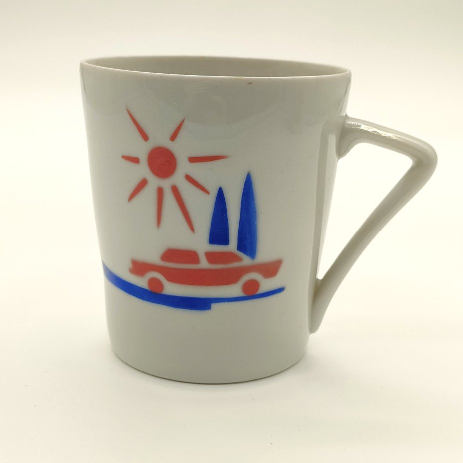 Бокал чайный/чашка с изображением автомобилей, фарфор, аэрография, Городницкий фарфоровый завод, СССР, 1962-1972 гг.