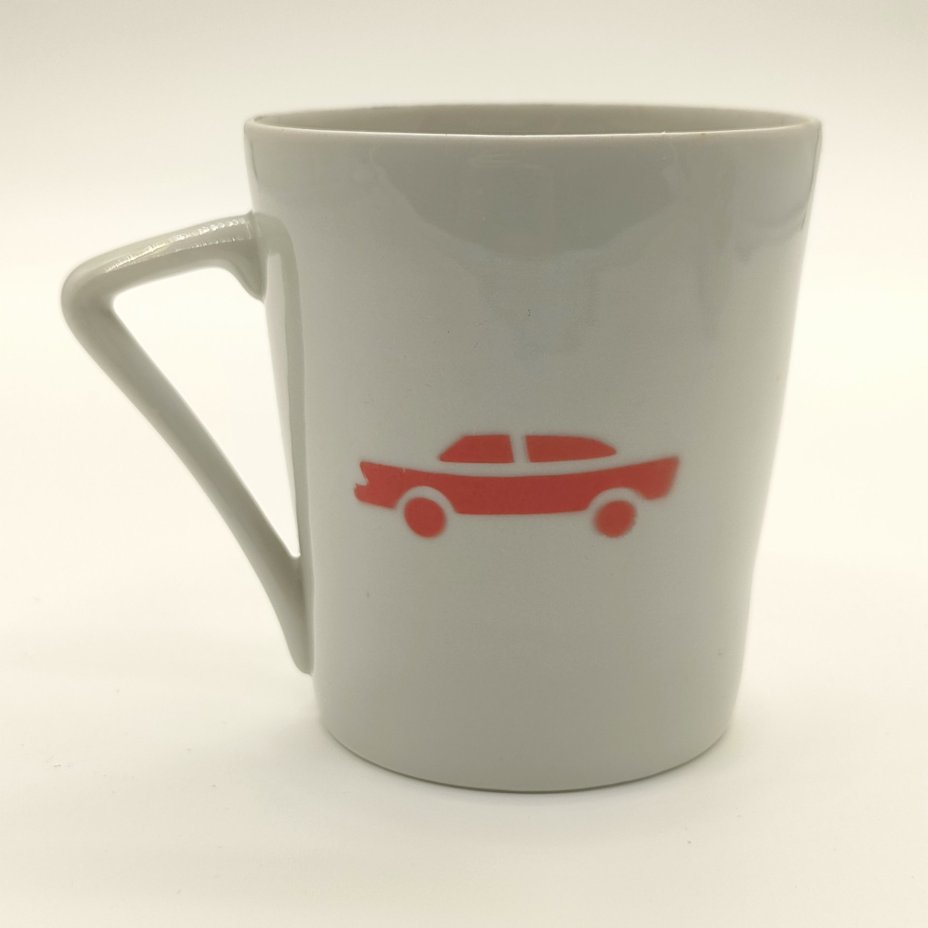 Бокал чайный/чашка с изображением автомобилей, фарфор, аэрография, Городницкий фарфоровый завод, СССР, 1962-1972 гг.