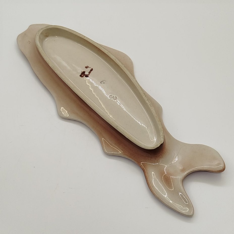 Селёдочница в форме рыбы