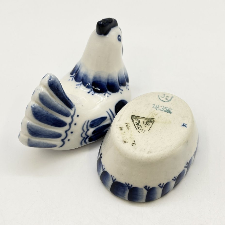Солонка "Курочка", фарфор, роспись, Объединение «Гжель», СССР, 1972-1985 гг., Объединение «Гжель»