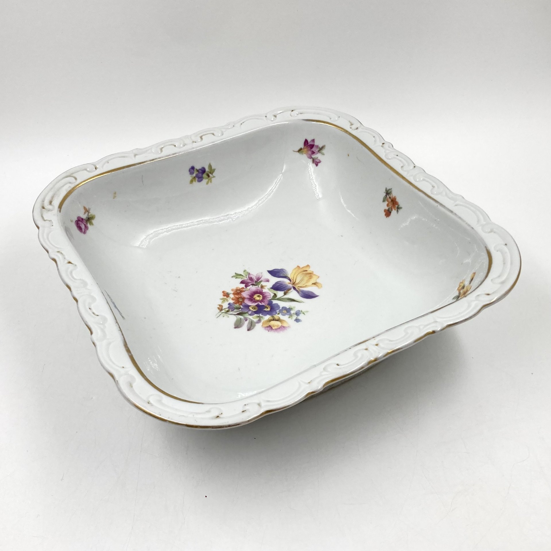 Салатник (фруктовница) с цветочным декором, фарфор, деколь, золочение, Kahla, Германия, 1937-1957 гг., Kahla