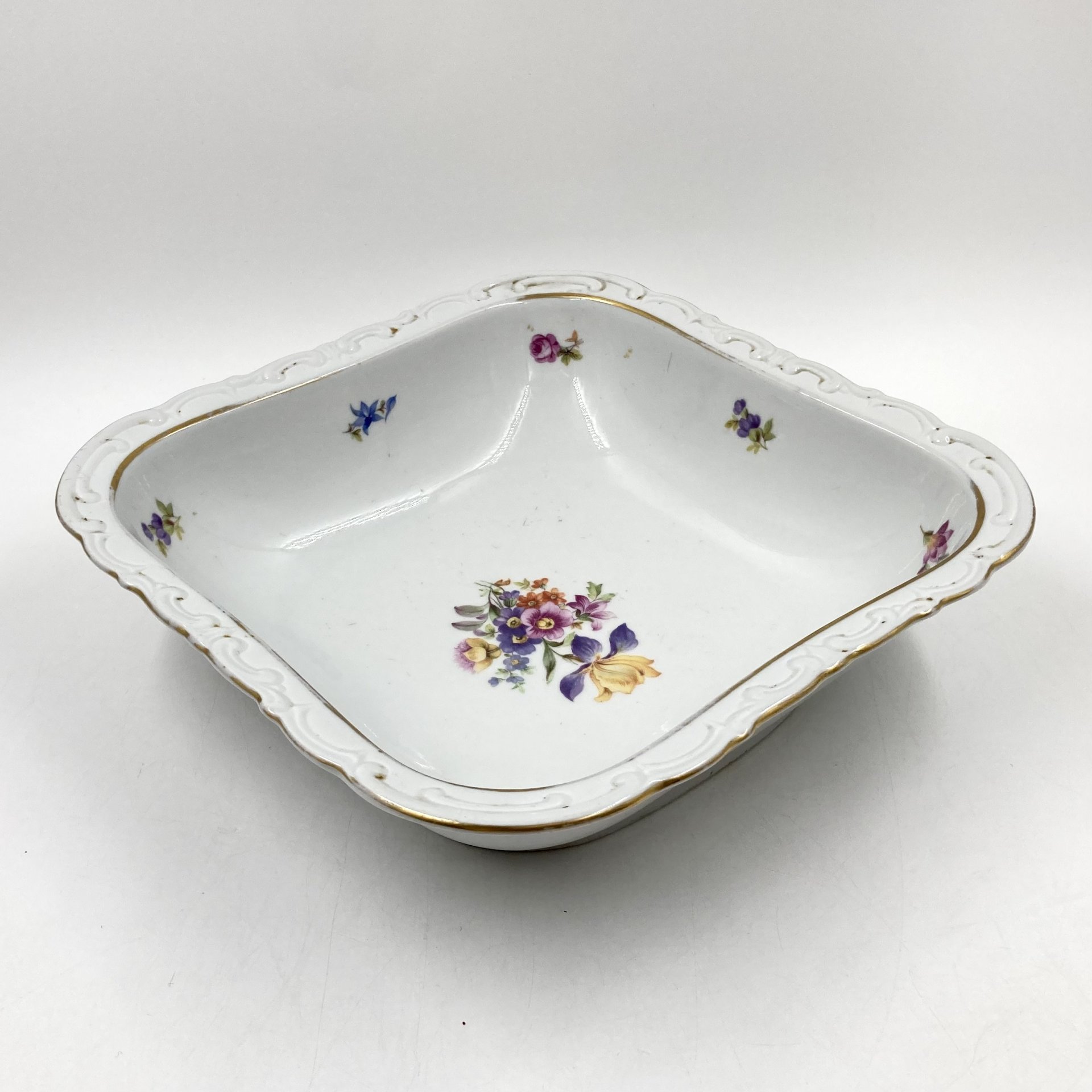 Салатник (фруктовница) с цветочным декором, фарфор, деколь, золочение, Kahla, Германия, 1937-1957 гг., Kahla
