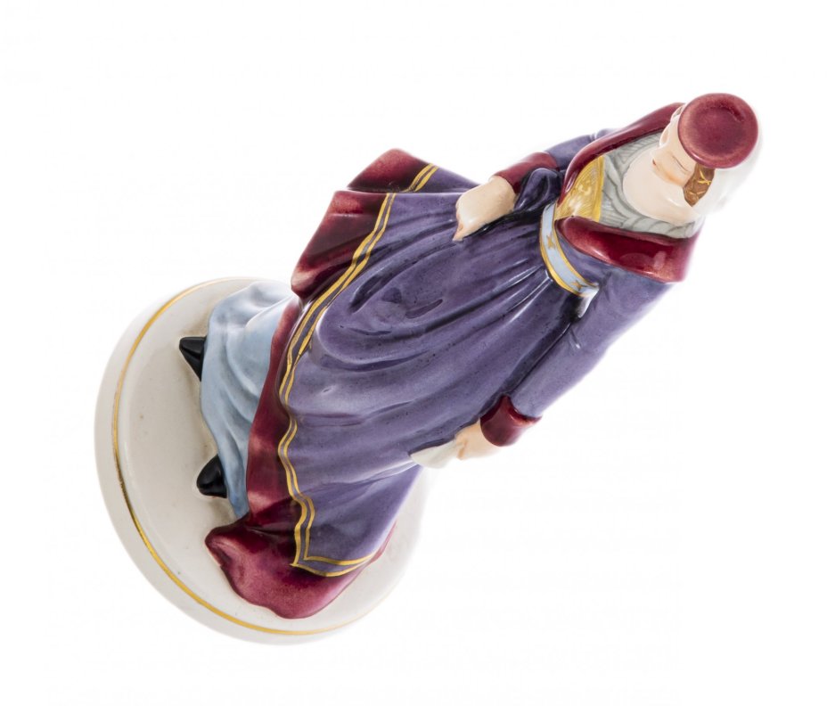 Статуэтка "Юная дева", фаянс, мануфактура "Royal Dux", Чехословакия, 1920-1950 гг., Royal Dux