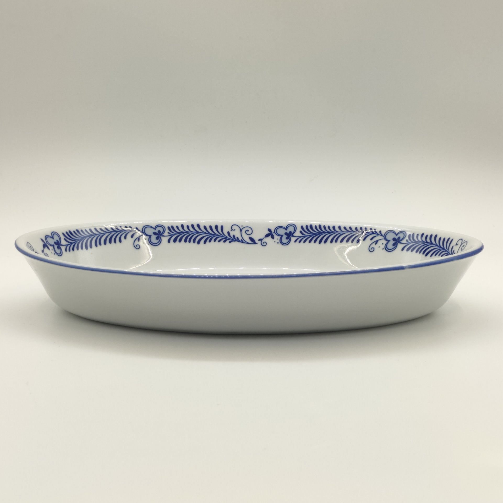 Блюдо сервировочное "Мельница", фарфор, деколь, Freiberger Porzellan, ГДР, 1970-1995 гг.