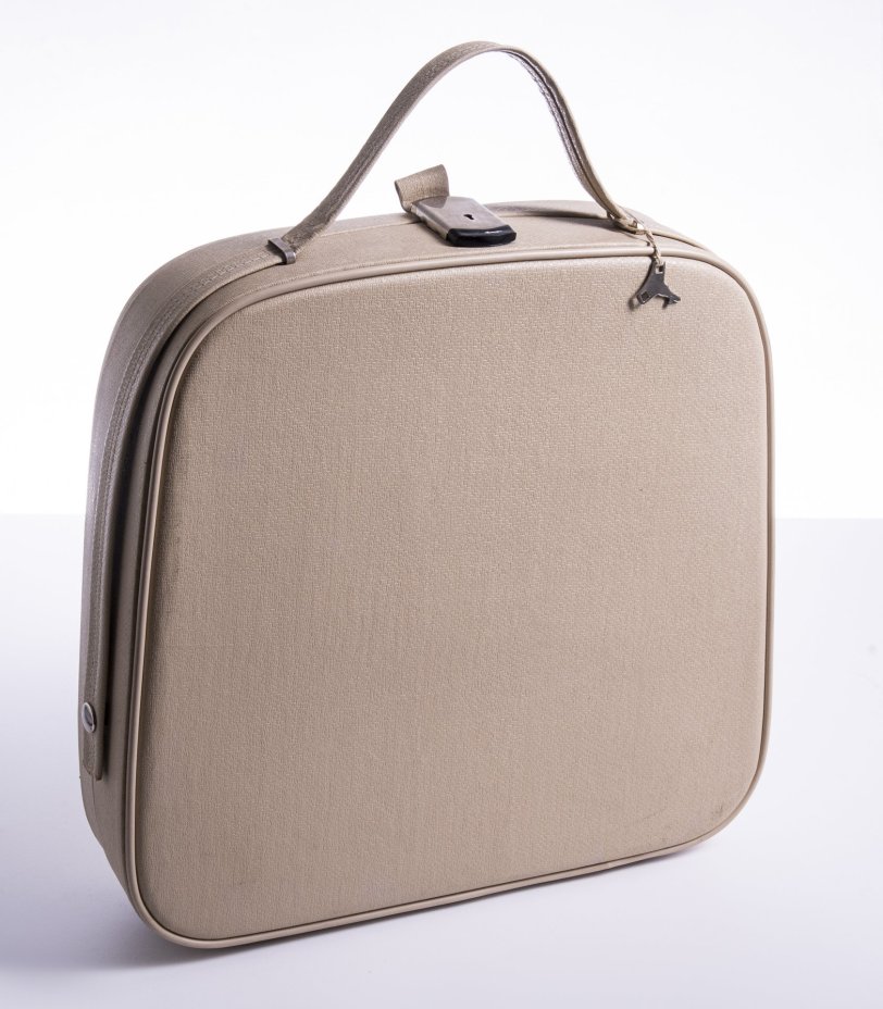 Печатная машинка "Consul" в родном кофре, металл, Чехословакия, 1953-1980 гг.
