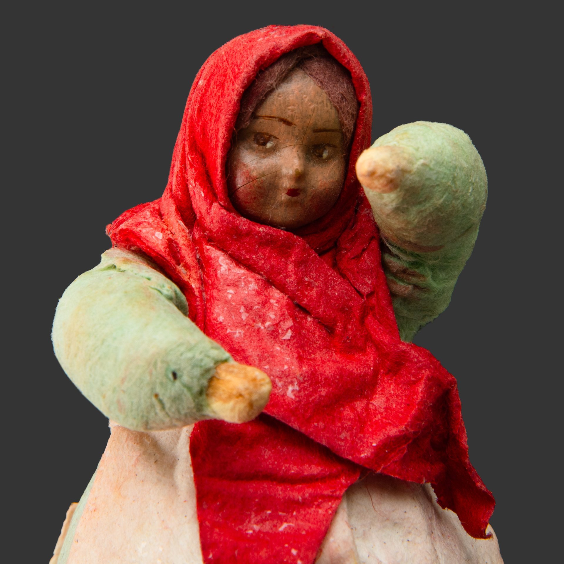 Елочная игрушка "Плясунья", вата, мастика, роспись, бумага, СССР, 1937-1960 гг.