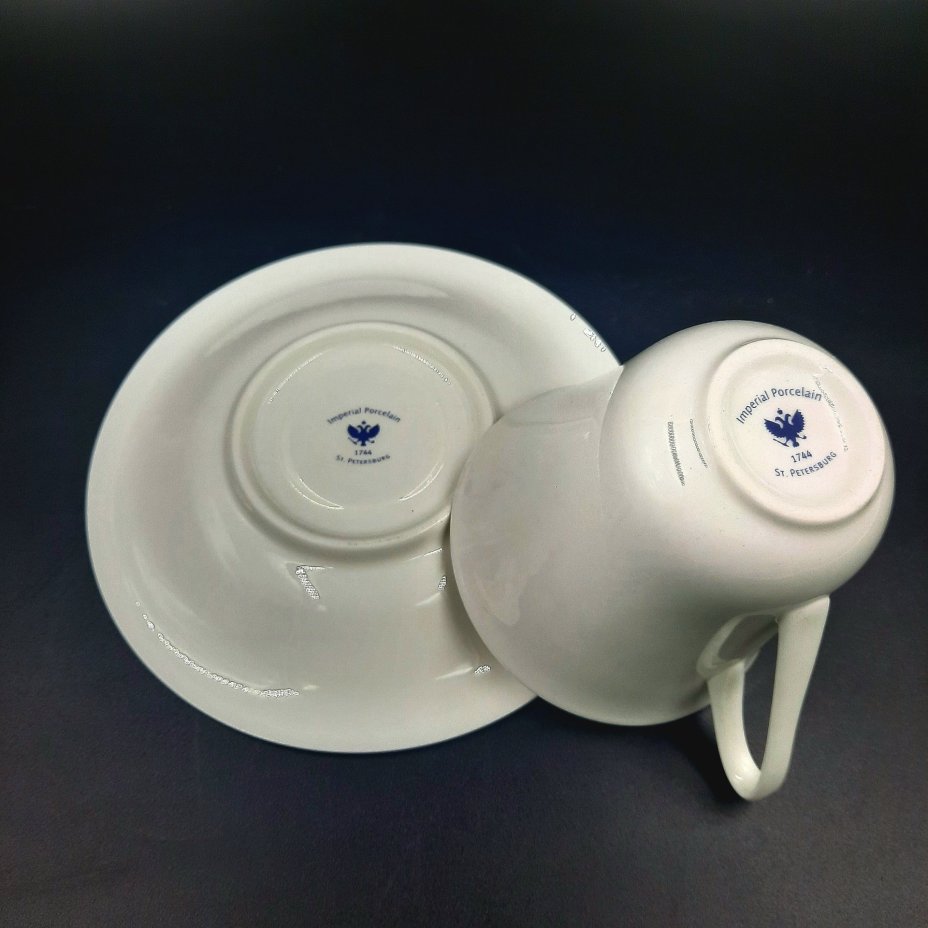 Пара чайная "Сад" с золотистой каймой, фарфор, золочение, Императорский фарфоровый завод (ИФЗ), СССР, 2006-2023 гг.