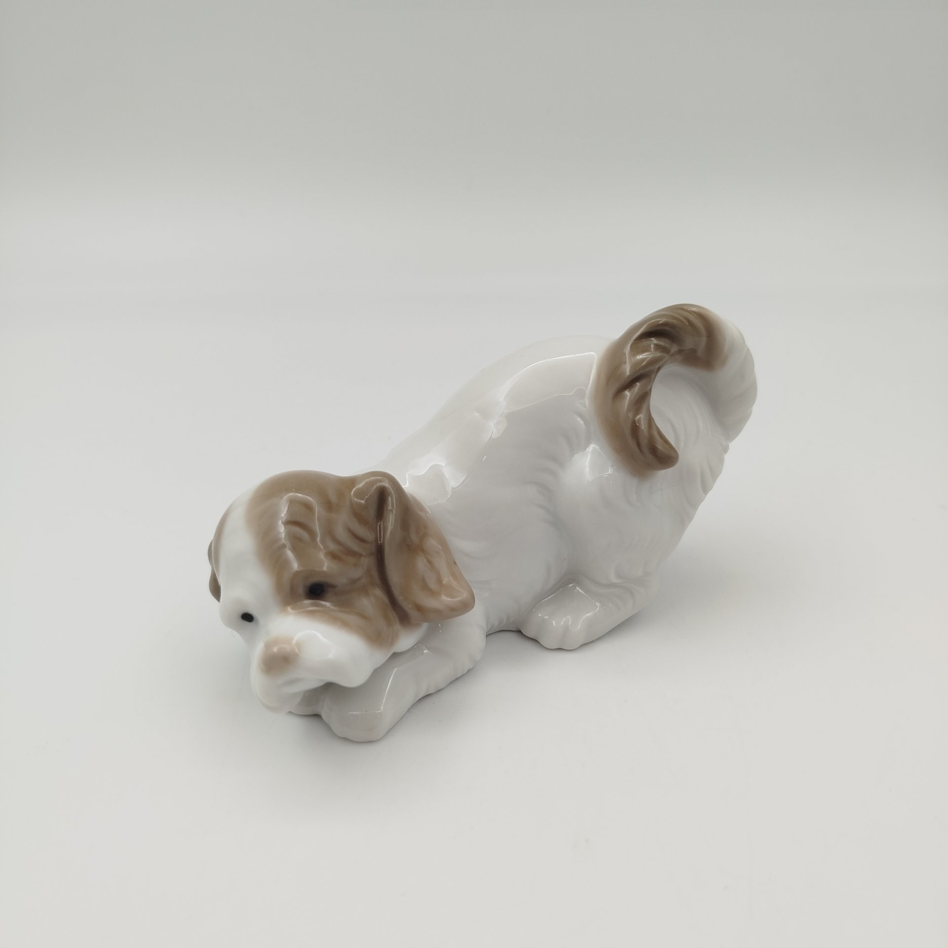 Статуэтка "Щенок", фарфор, роспись, NAO Porcelain, Испания, 1982-1989 гг.