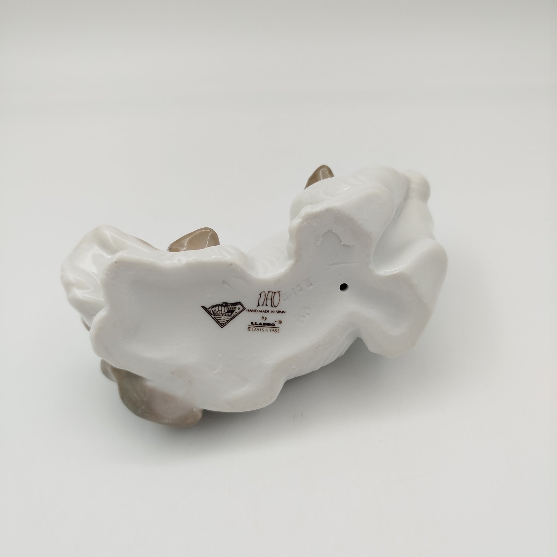 Статуэтка "Щенок", фарфор, роспись, NAO Porcelain, Испания, 1982-1989 гг.