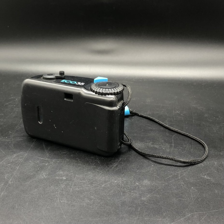 Фотоаппарат пленочный "Vivitar eco35"