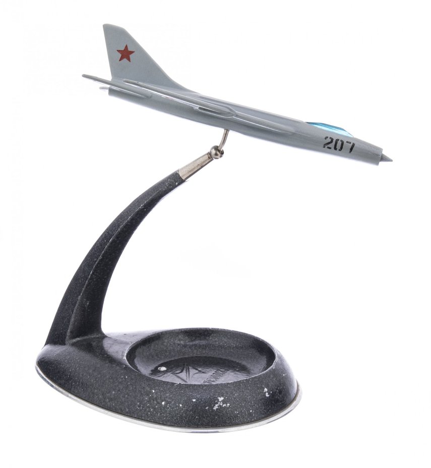 Пепельница с моделью самолета "Су-7", металл, пластик, СССР, 1970-1980 гг.
