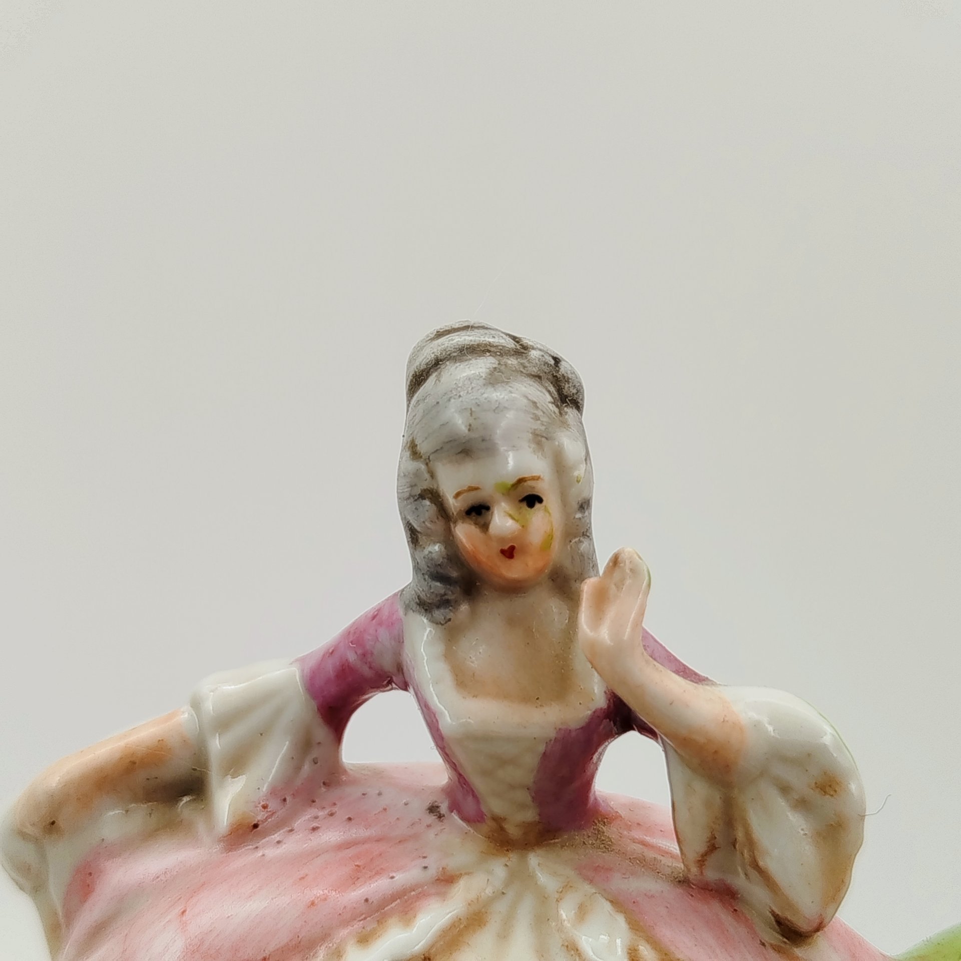 Статуэтка миниатюрная "Галантная сцена" ("Музицирование"), фарфор, роспись, Западная Европа, 1960-1980 гг.