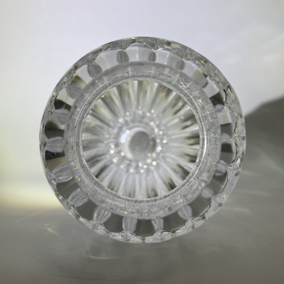 Ваза для цветов с глубокими гранями, компания Riihimaen Lasi Oy (Riihimaki)