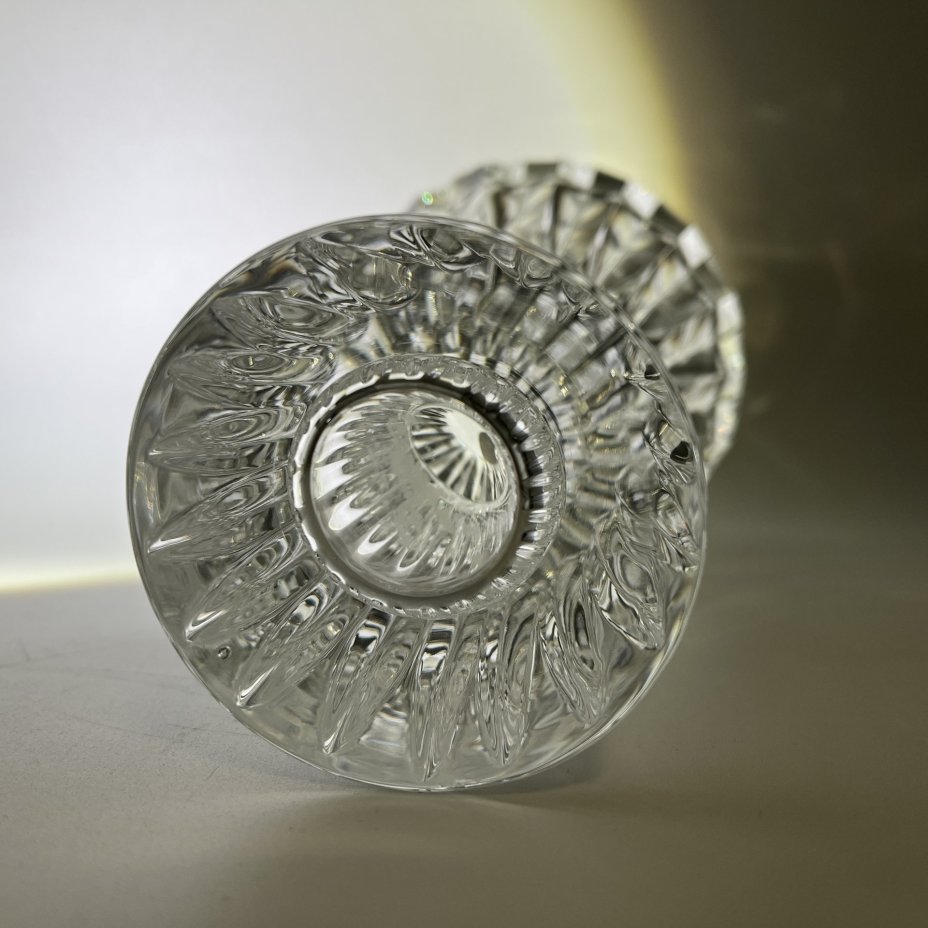 Ваза для цветов с глубокими гранями, компания Riihimaen Lasi Oy (Riihimaki)