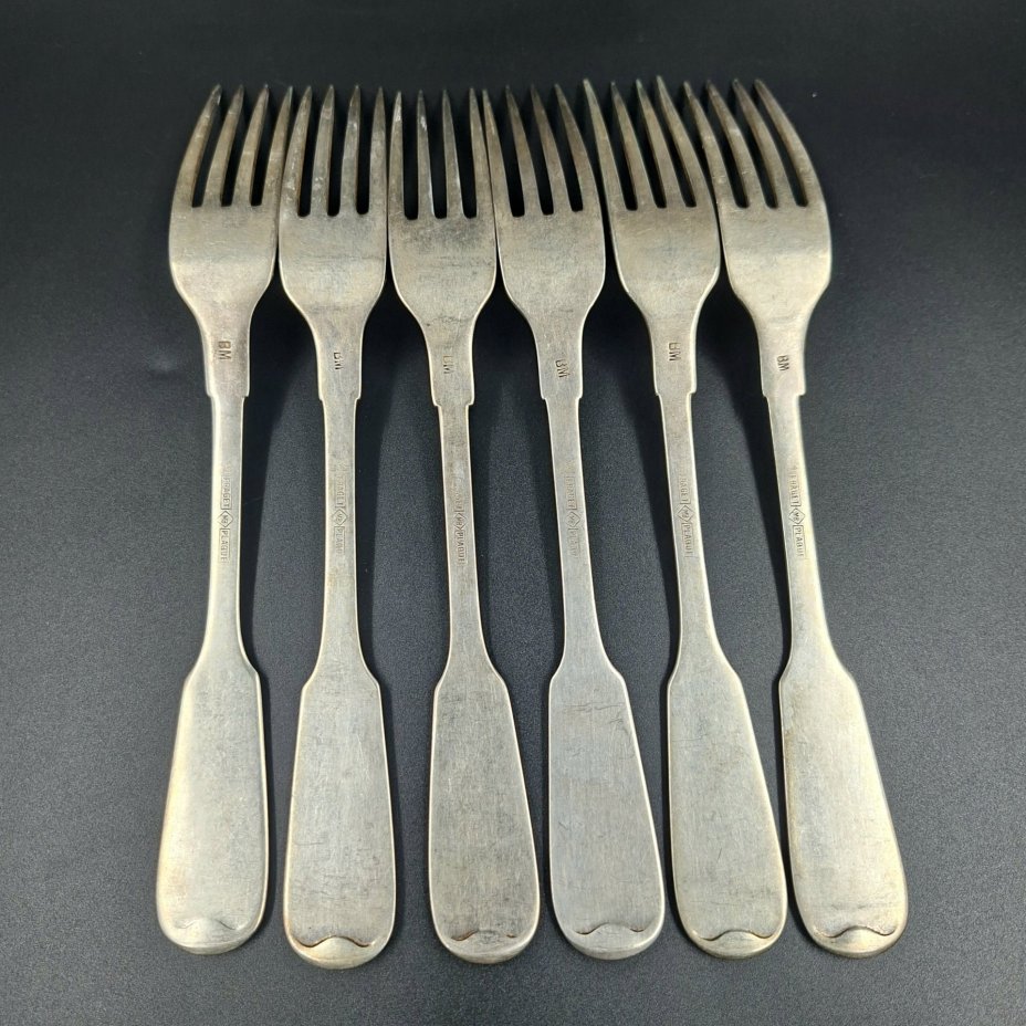 Набор из шести вилок с владельческими монограммами, металл, серебрение, Fraget (Фабрика серебряных и плакированных изделий Иосифа Фраже), Царство Польское, 1896-1914 гг.